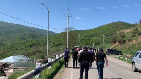 İlham Əliyev məcbur edir ki, ermənilər öz minalarını özləri təmizləsinlər!