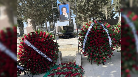 Elmira Süleymanova dəfn edilib - YENİLƏNİB