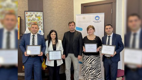 Təhsil jurnalistləri və ekspertləri təltif olundular - FOTOLAR