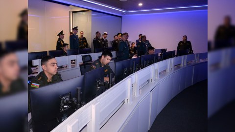 Qazaxıstan müdafiə nazirinin birinci müavini HHQ-nin Komanda Məntəqəsində - FOTO