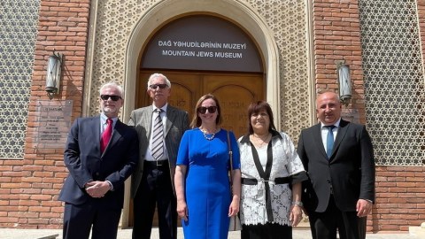 ABŞ səfiri Qubanın Qırmızı Qəsəbəsində - FOTO
