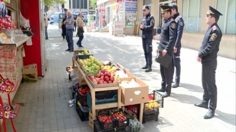 Gəncədə küçə ticarətinə qarşı reyd keçirilib