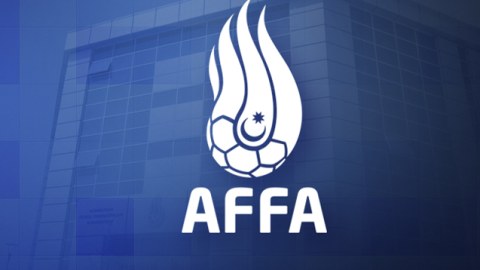 Hakimi vurmağa cəhd edən futbolçu cəzalandırıldı