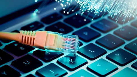 Gələn il Azərbaycanda internetin sürəti 50 Mbit/s-yə çatacaq