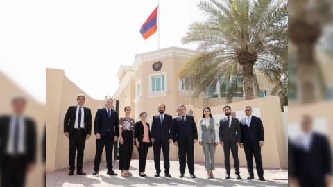 Mirzoyan Qətərdəki erməni diplomatlarla görüşüb