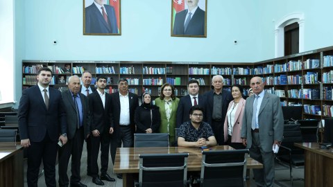 Məzunlar 50 illik yubileylərini UNEC-də qeyd etdilər - FOTO