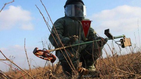 Qazaxın Xeyrimli kəndində minatəmizləmə işləri aparılır