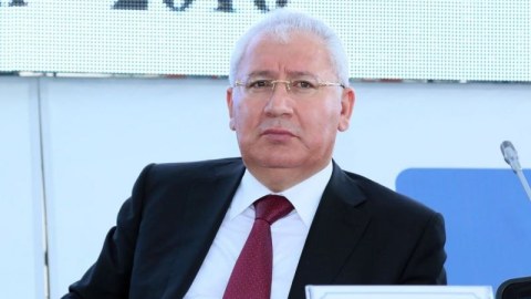 İlham Əliyev sabiq naziri rektor TƏYİN ETDİ