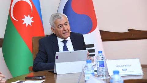BMU-nun rektoru iclas keçirdi - FOTO