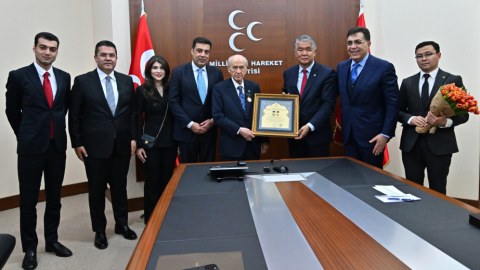 Dövlət Baxçalı Əhməd Cavad Medalı ilə təltif edildi