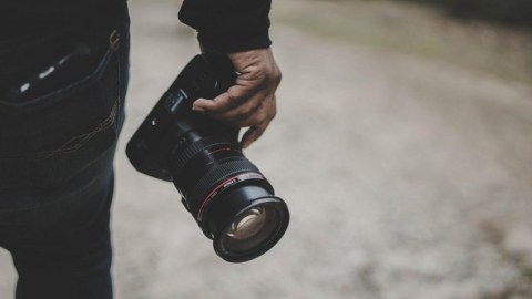 Razılıq olmadan vətəndaşın foto və ya videosunu yayan jurnalist cəzalandırılacaq