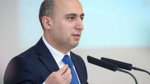 Elmlə ali təhsil bir yerdə olmayanda inkişaf olmur - Nazir