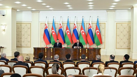 İlham Əliyev və Slovakiya Baş naziri mətbuata bəyanatlarla çıxış ediblər