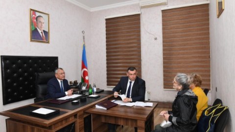 Komitə sədri vətəndaşların növbəti qəbulunu keçirib - FOTO