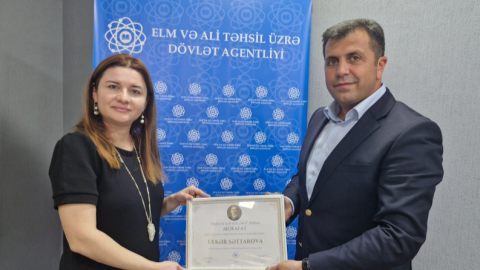 “Firidun bəy Köçərli” mükafatı Ülkər Səttarovaya təqdim edildi 