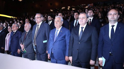 Tələbələr arasında keçirilən festivalın yekun konserti olub - FOTO