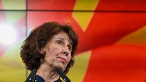 Bu ölkədə ilk dəfə qadın prezident seçildi