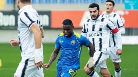 Premyer Liqada tarixi derbi