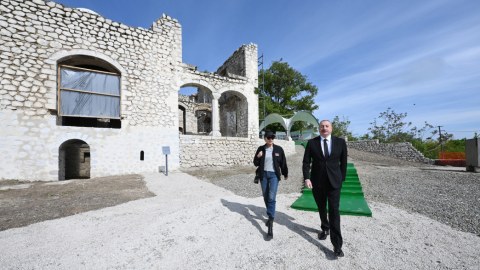 Şuşada Çöl Qala məscidində aparılan bərpa işləri ilə TANIŞLIQ
