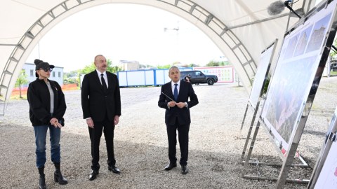 Prezident və birinci xanım Şuşada