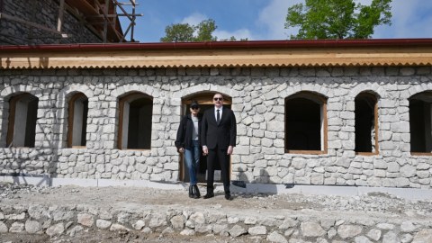 İlham Əliyevlə Mehriban Əliyeva Şuşada Üzeyir Hacıbəylinin ev-muzeyində