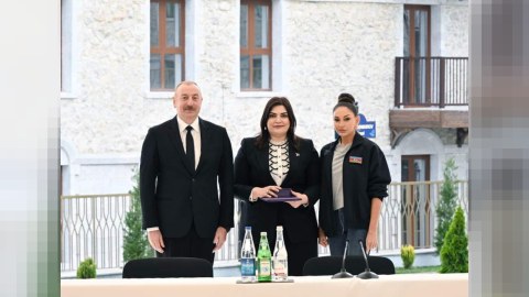 Güllələnən icra başçısının qızına da Şuşada ev verildi - FOTO