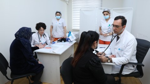 4 saylı Qadın Cəzaçəkmə Müəssisəsində ödənişsiz tibbi müayinə - FOTOLAR