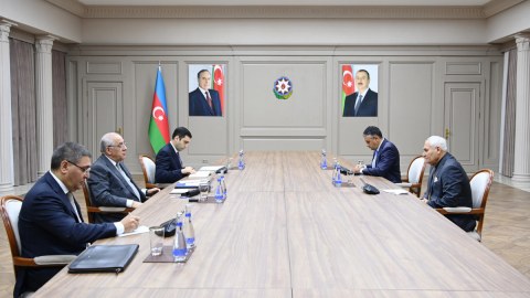 Əli Əsədov görüş keçirdi