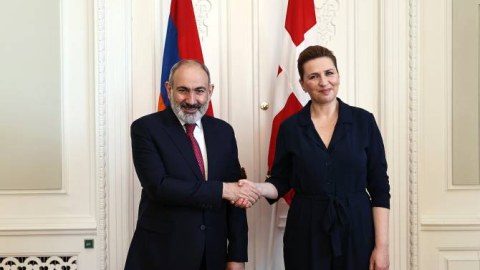 Paşinyan xanım baş nazirə Ermənistan-Azərbaycan sülh prosesindən danışdı