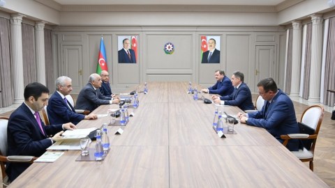Əli Əsədov mühüm görüş keçirdi 