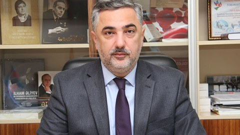 Valeh Hüseynov işdən çıxarıldı 