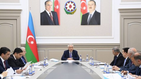 Dövlət Komissiyasının sədri televiziya rəhbərlərini TOPLADI 