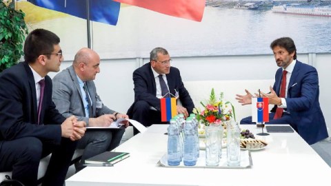 Ermənistanla Slovakiya arasında hərbi əməkdaşlıq MÜZAKİRƏLƏRİ