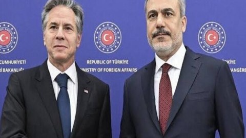 Hakan Fidan Blinkenlə telefon danışığı apardı