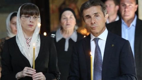 İvanişvilinin arvadı gürcülərə açıq məktubla MÜRACİƏT ETDİ