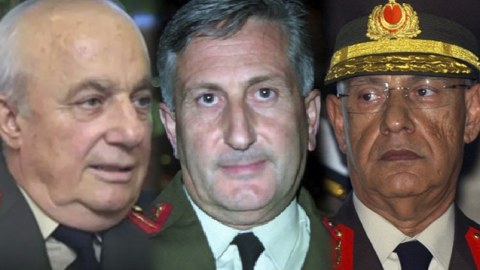 Ərdoğan həbsdə olan generalları əfv etdi
