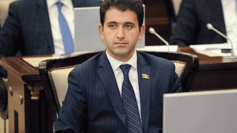“Kofeşop”larda 14-15 yaşlı uşaqlar çalışır