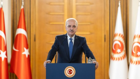 Azərbaycan gəncləri Numan Kurtulmuşun qəbulunda - FOTO