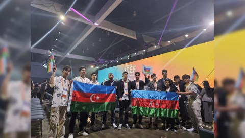 Məktəblilərimizin Beynəlxalq Yarışmada ilk medalı - FOTO