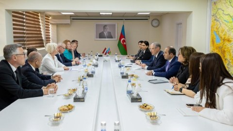 Muxtar Babayev Latviya Seyminin sədri ilə COP29-a hazırlığı müzakirə etdi