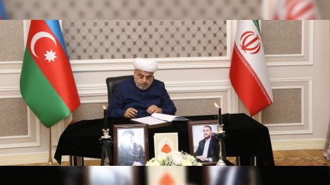 Allahşükür Paşazadə İran səfirliyində olub - FOTOLAR