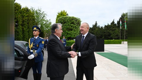 İlham Əliyev Emoməli Rəhmonu qarşıladı - FOTOLAR