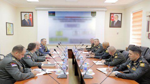 Azərbaycan və Serbiya Müdafiə nazirlikləri arasında görüş