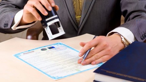 Mərkəzi Bank 7 sığorta şirkətinin lisenziyasını ləğv etdi