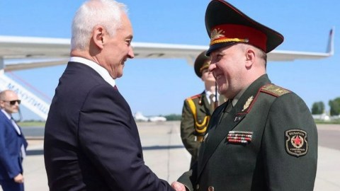 Rusiyanın yeni müdafiə naziri Belarusa getdi