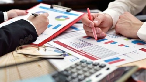 İşsizlikdən sığorta haqları üzrə daxilolmalara 4.7 milyon ƏLAVƏ