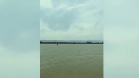Su anbarında batan şəxsin axtarışları davam etdirilir - VİDEO