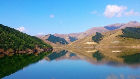 Ermənistanda güclü yağışlar - Su anbarları doldu