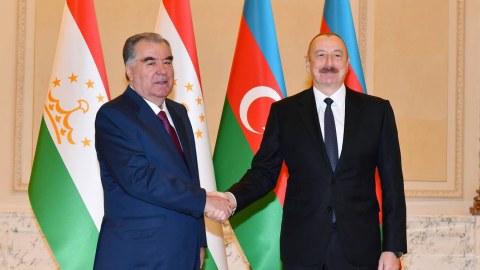 Rəhmon İlham Əliyevə məktub YAZDI 