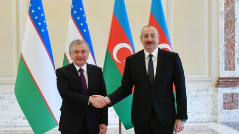 Mirziyoyev İlham Əliyevə məktub göndərdi
